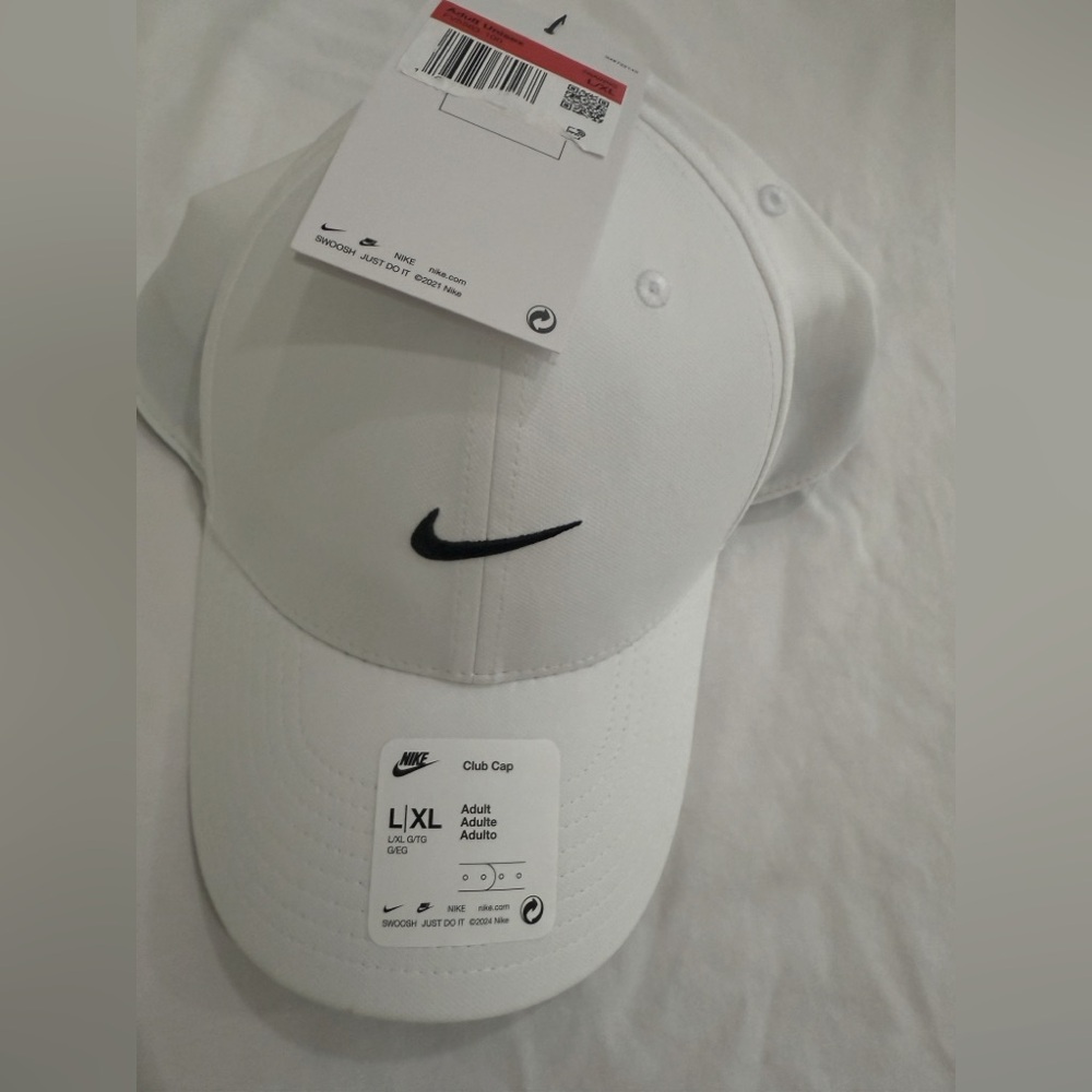 Nike Classic White Cap with Black Logo